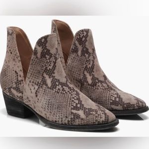 Free People NWT and box Double V Charm python print suede booties. Size 8